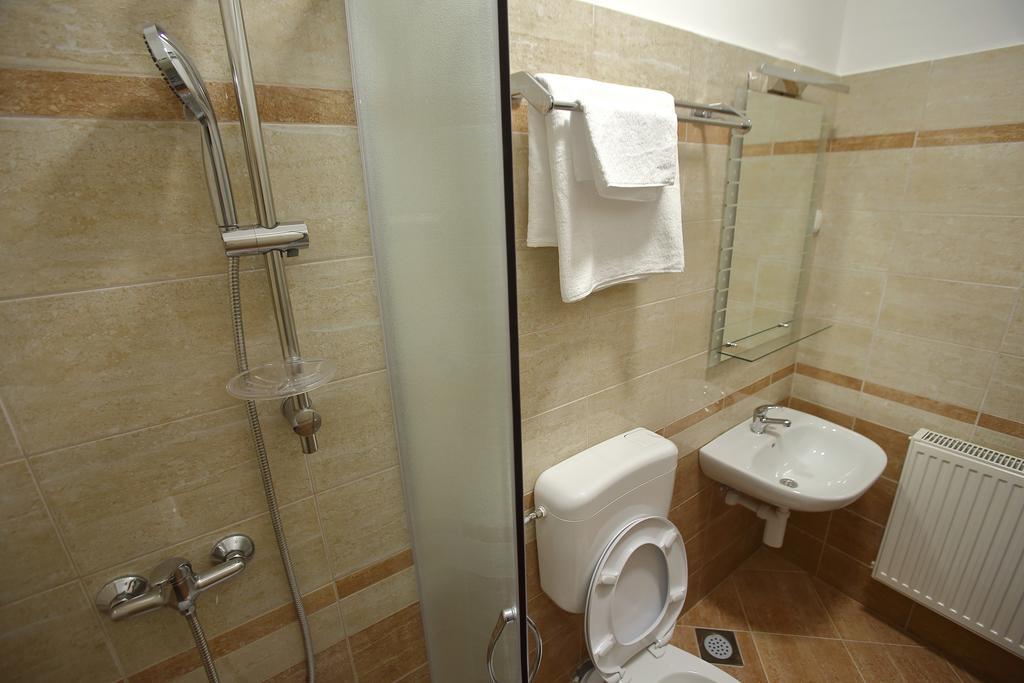 Sobe Oliva Hotel Zagreb Buitenkant foto