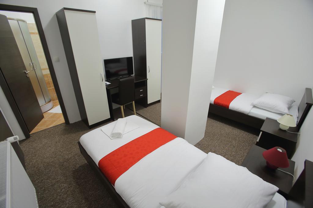 Sobe Oliva Hotel Zagreb Buitenkant foto